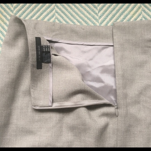 Zara Gray Pencil Skirt with Pockets - Picture 6 of 7